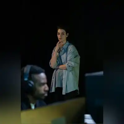 赵语